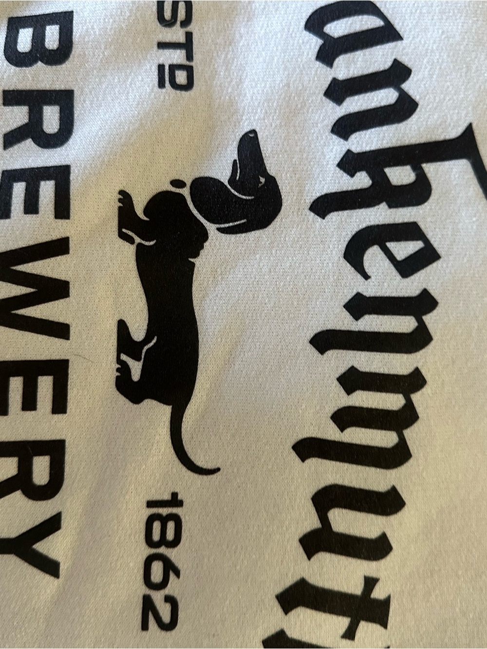 Frankenmuth Brewery Dachshund Cream Graphic Sweatshirt - Picture 2 of 6